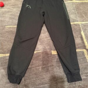 Zara Boy’s Black Jogger Pants